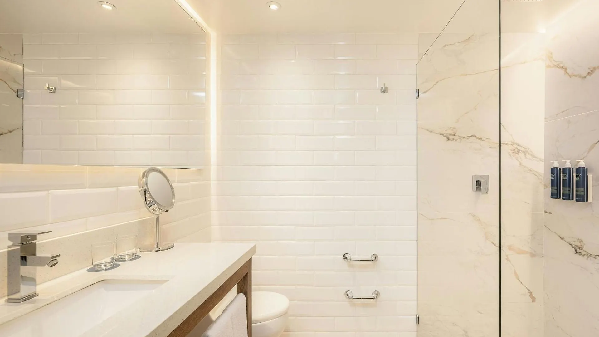 酒店 Four Points By Sheraton Tequendama, 波哥大